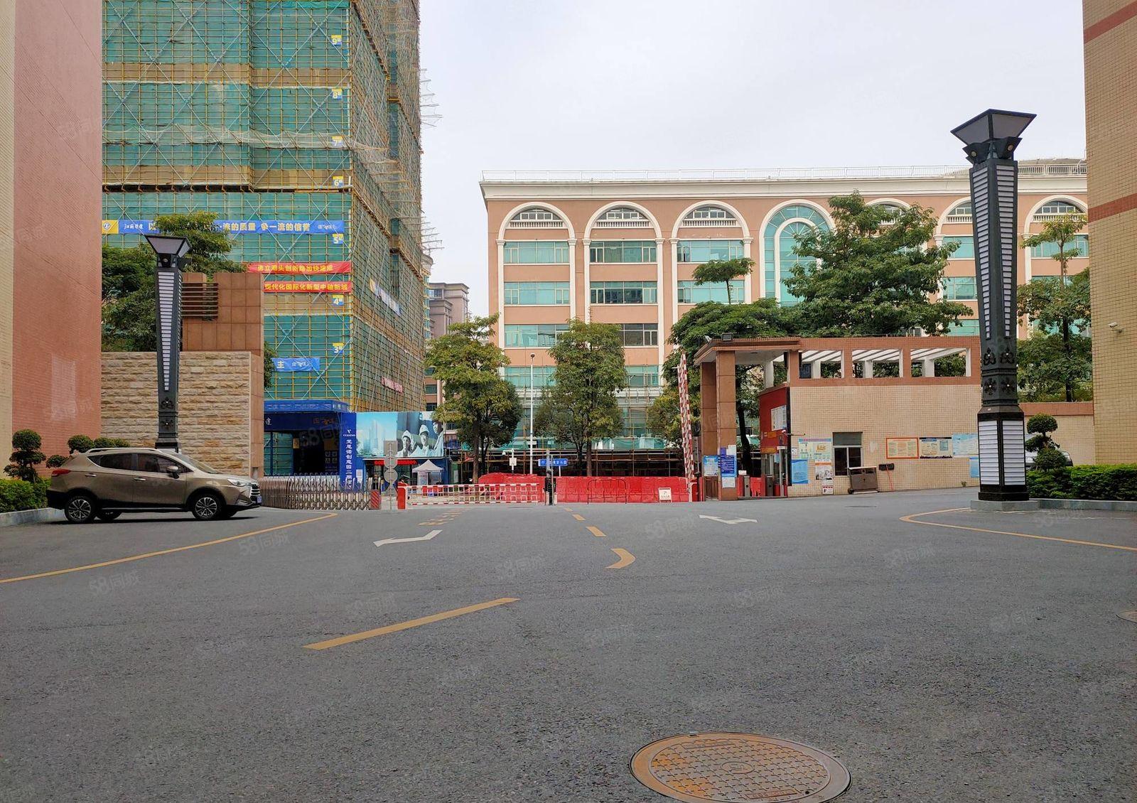 龙华大浪工业园整层2200平红本厂房出租可分租低价仓库出租