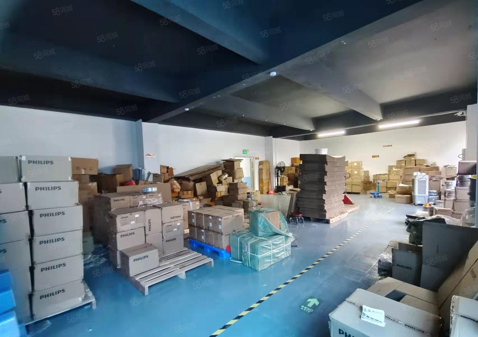 龙华油松新出楼上200平办公厂房出租