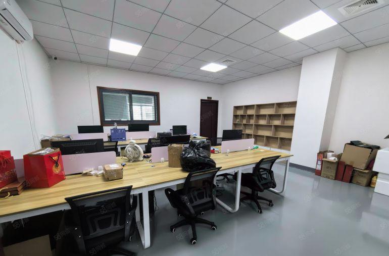 龙华大浪主干道边原房东楼上1000平豪华精装修厂房仓库出租