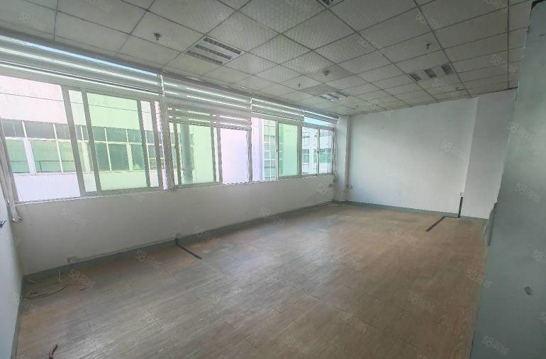 21元起租龙华地铁口工业区新出一楼二楼2150平厂房出租分租