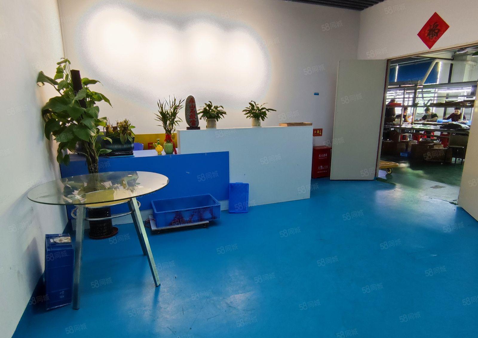 观澜有轨电车旁厂房出租600平方 带现成装修不要装让费