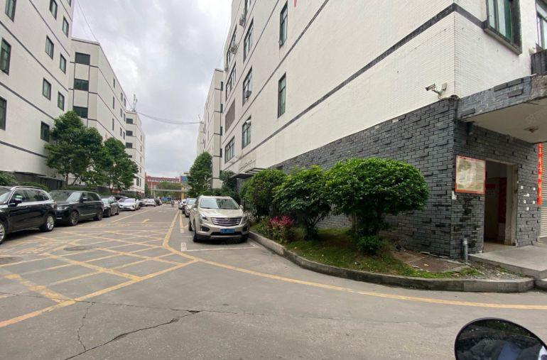 200平到1500平起龙华大浪工业园厂房仓库电商办公室出租