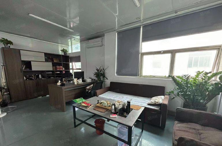 观澜福民原房东楼上500平豪华精装修厂房仓库出租水电齐全