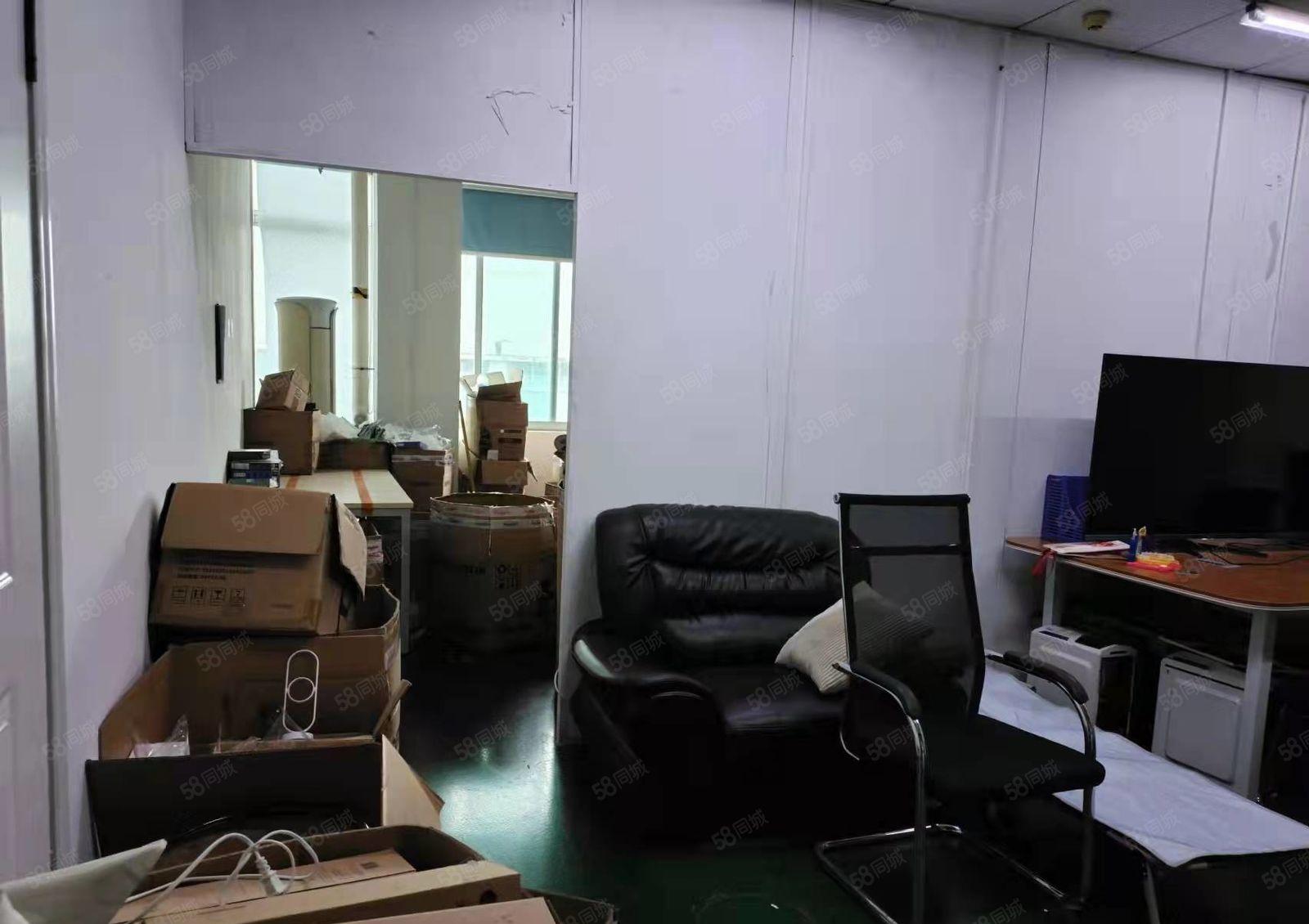 龙华大浪新百丽附近230平原房东小厂房出租