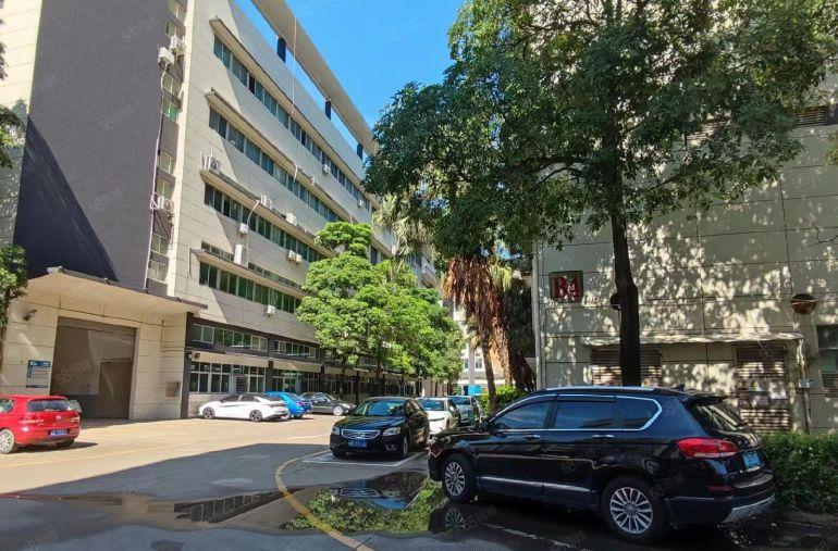 龙华原房东精装修1500平方厂房现成办公室低价出租免租期长