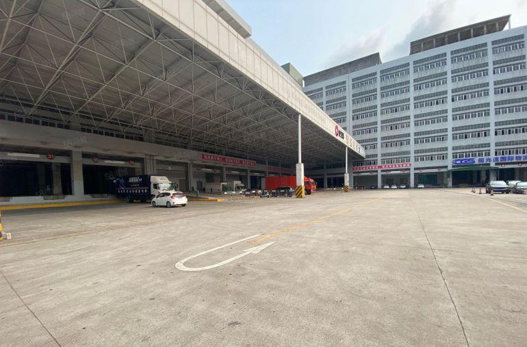 23元起600平到30000平起龙华大型物流仓库电商厂房出租