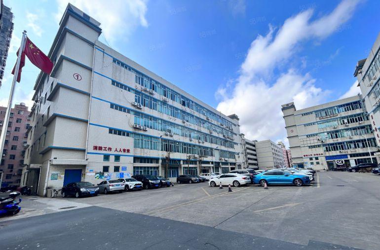 龙华大型工业园一楼厂房1500平层高6米超大空地厂房仓库出租