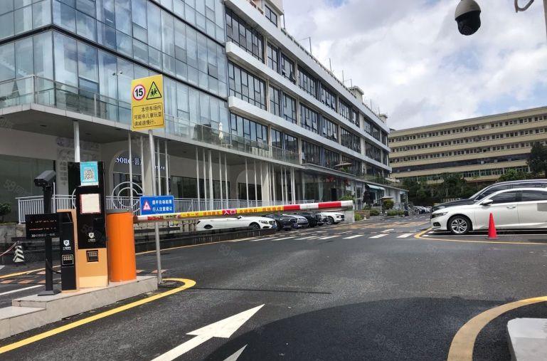 龙华大浪商业中心原房东1500平办公厂房带全套家私现成直播间