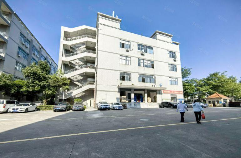 龙华地铁口2000平起原房东红本厂房出租托头车可掉头适合物流