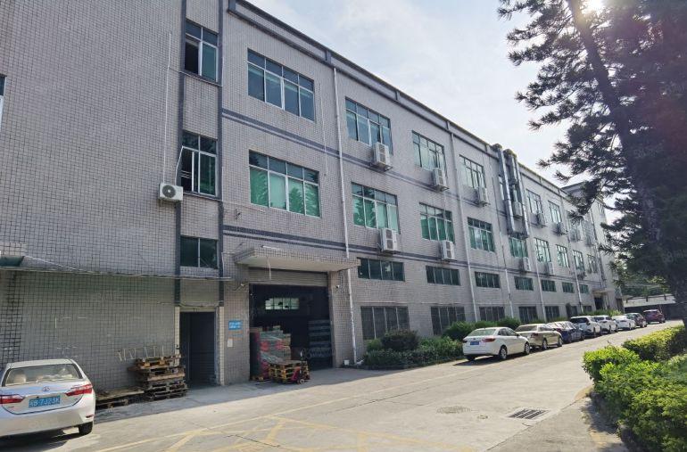 库坑原房东一楼厂房零公摊出租1500平方，层高6米大小可分租