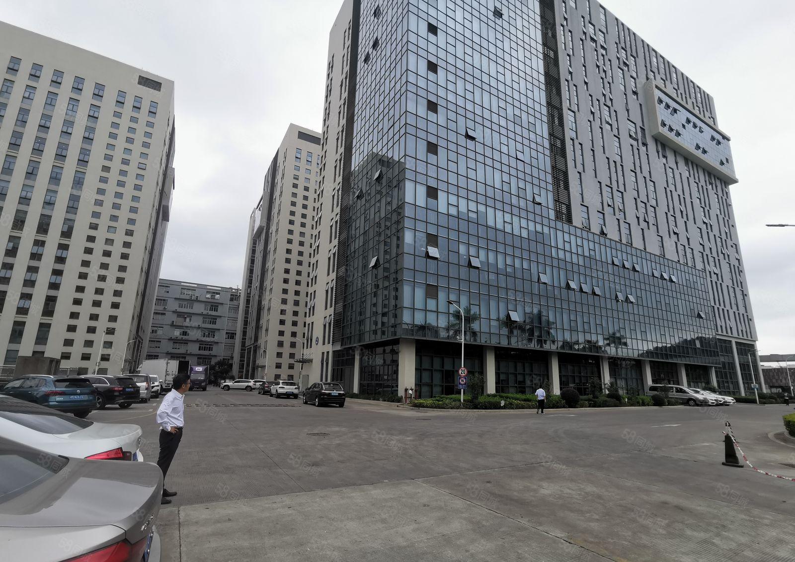 大浪石岩主干道地铁站周边全新工业园4部客货电梯有卸货平台