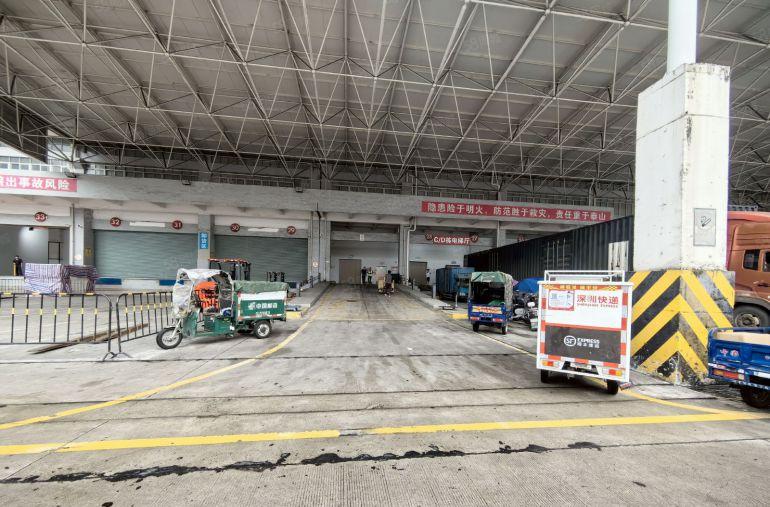 1000平起龙华元芬地铁口物业直租10000平物流园出租