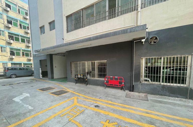 龙华富士康西门一楼310平方厂房仓库招租