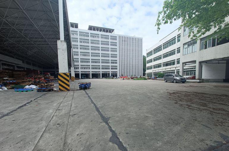 900平起大浪地铁口工业园11万平丙二类高标仓库厂房办公出租