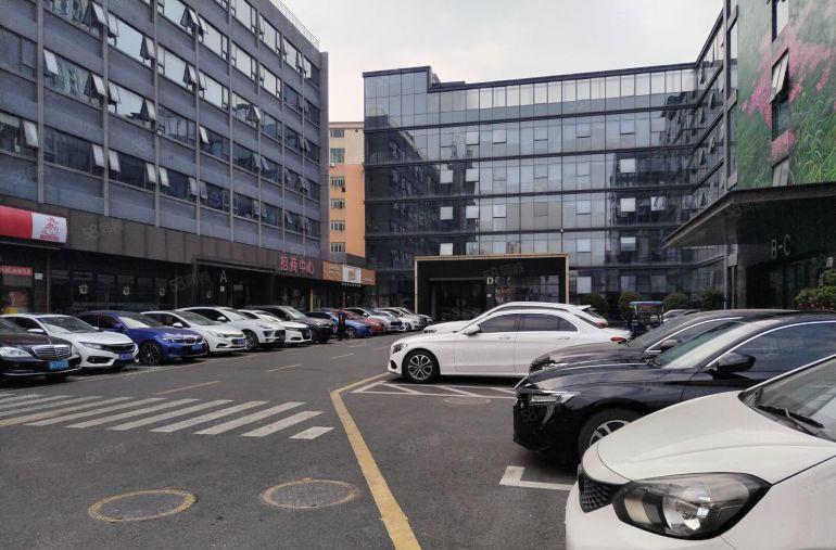 停车免费 龙岗吉祥电商园楼上300平带装修办公室厂房出租