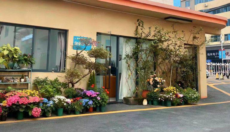 横岗塘坑地铁站附近新出楼上70平带精装修红本厂房出租