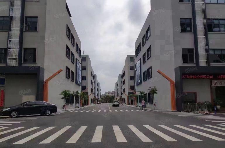 横岗六约地铁口科技园楼上1000平带装修办公室厂房出租可分租