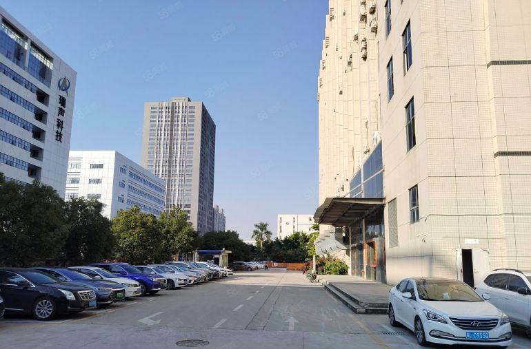 龙岗坂田杨美科技园楼上精装500平带家私办公室出租