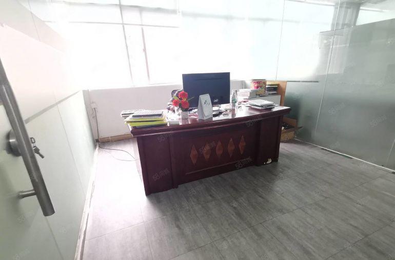 20元起租龙岗南联一手房东新出楼上1950平厂房出租可分租