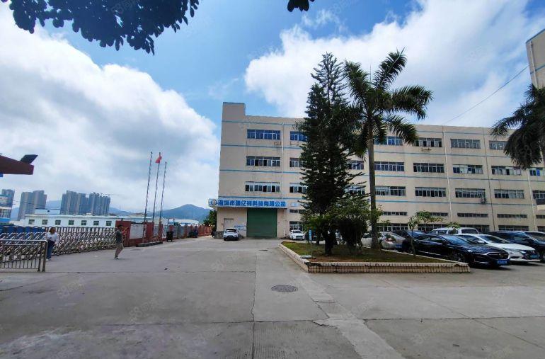 特价宝龙原房东大型科技园新空出楼上2000平方，可分租精装修