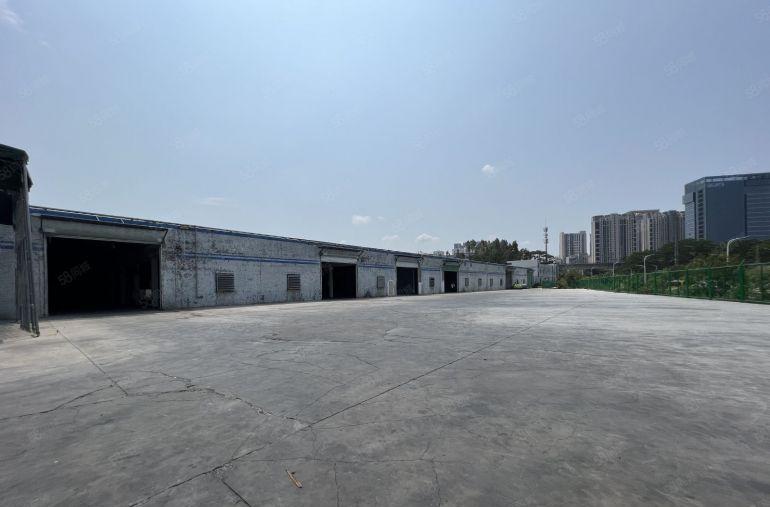 630平的单一层独院空地1000平 龙岗中心城附近 主干道旁