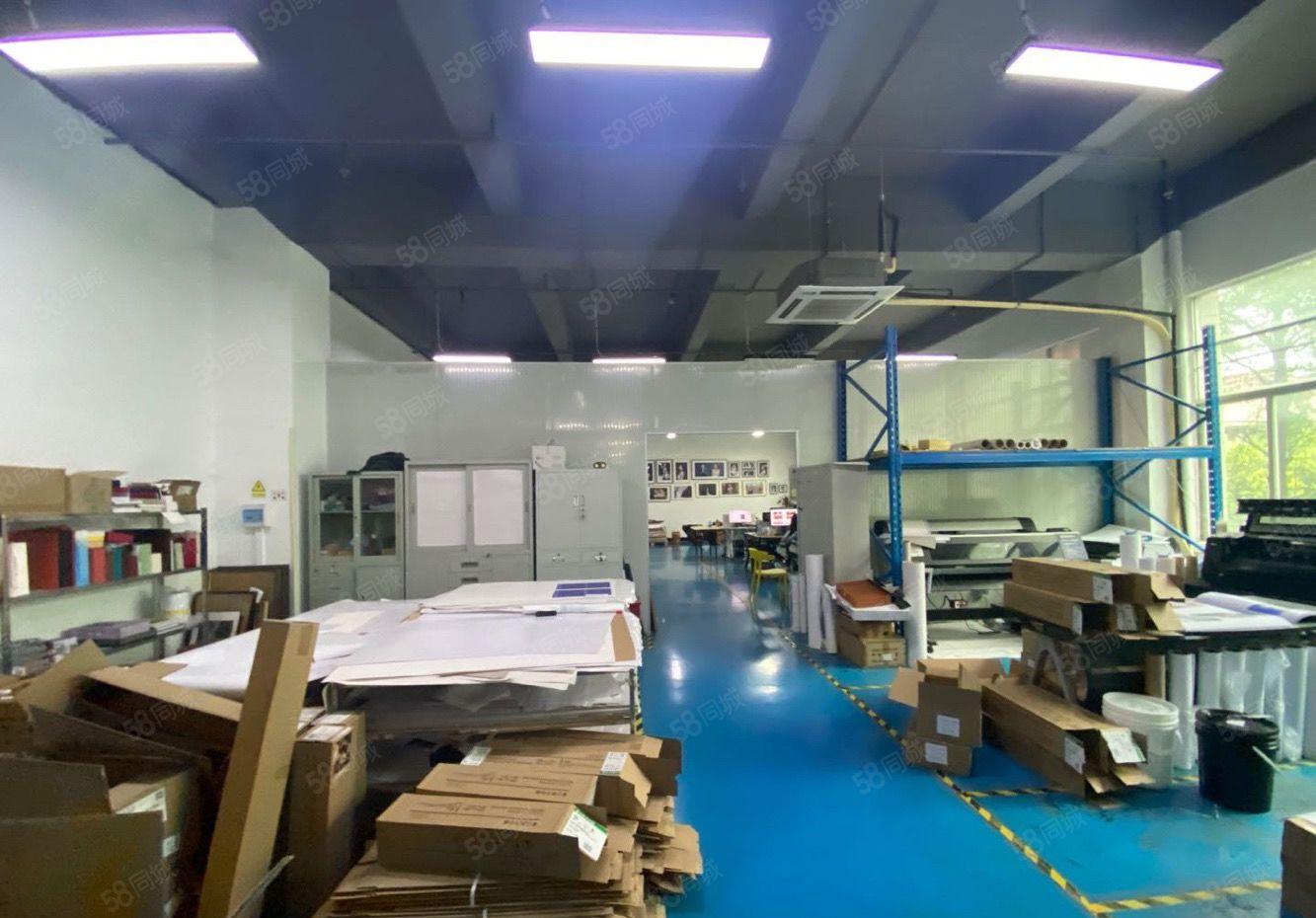 平湖辅城坳高速口原房东2楼1100平带装修电商仓库厂房出租