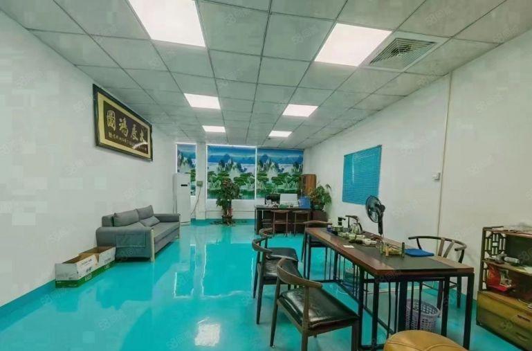 横岗六约工业园区原房东红本2楼1685平方带装修水电齐可分租