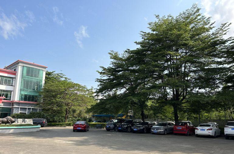 平湖华南城地铁站旁独院楼上新出1000平方厂房仓库低价出租