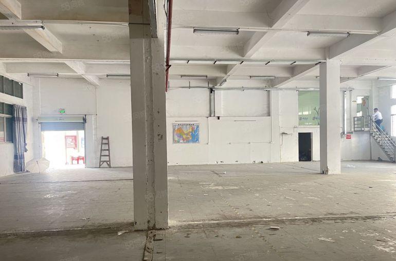 平湖华南城豪华装修厂房一楼2000平出租可做展厅汽修物流办公