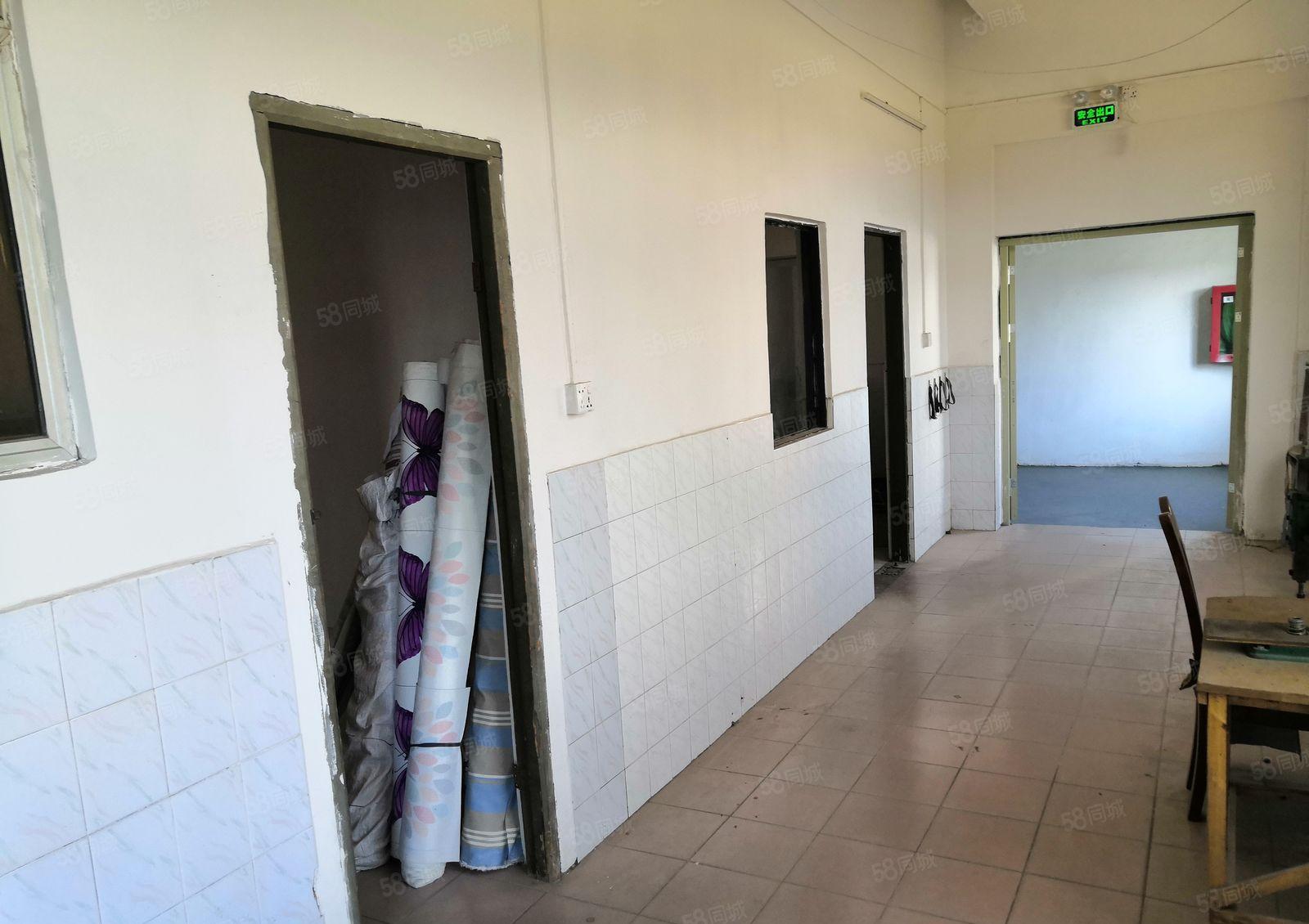 宝龙一楼厂房1800平方米电可提供400kvA可分租