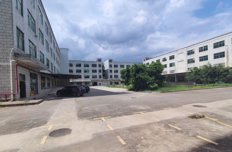 深圳龙岗宝龙地铁口独门独院厂房出租仓库独栋整租分租超大空地