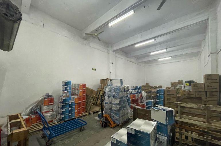 坂田星河word附近一楼180平方厂房仓库