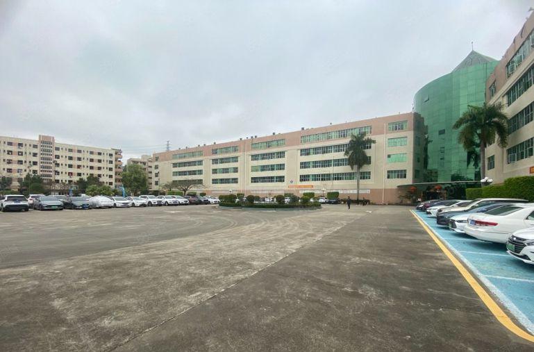 平湖鹅公岭工业区5000平厂房出租 原房东 形象好大小可分租