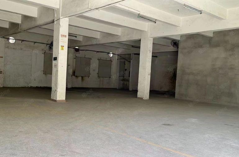 大康一楼1000平厂房，空地大好进车！