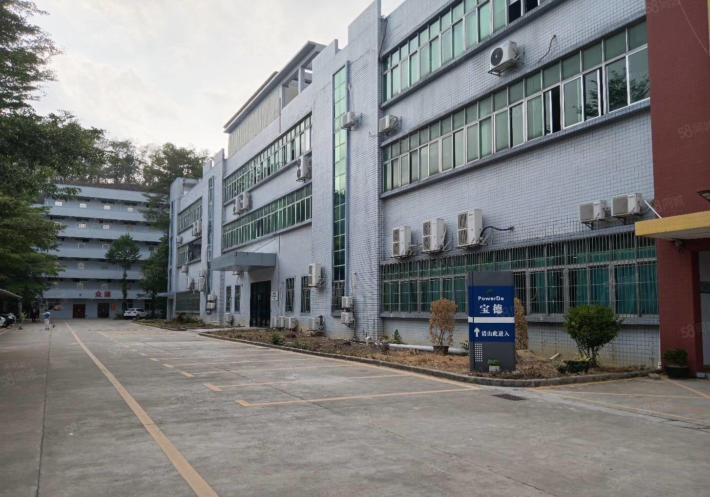 20元起平湖上木古地铁口附近厂房出租8000平米大小可以分租