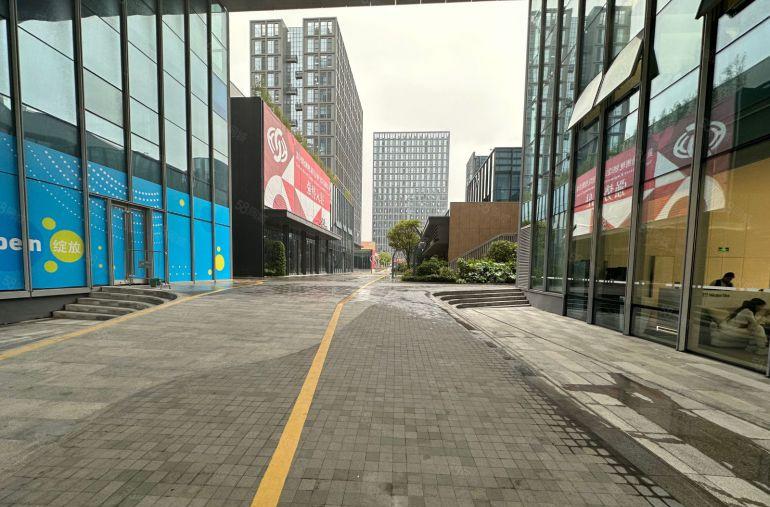 龙岗中心城国企文创园办公研发厂房仓库出租314平起定制装修