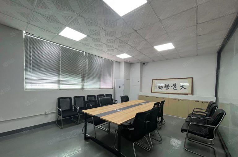 横岗六约地铁口1000平厂房出租精装办公室仓库出租实际面积