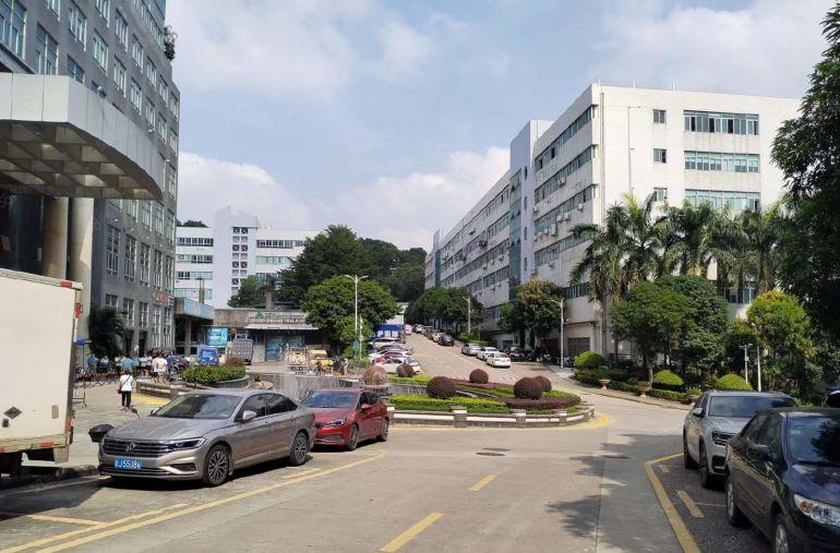 公摊小！价格美丽！坂田岗头200平厂房仓库低价出租