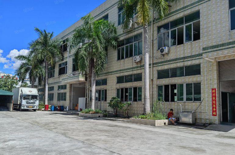 平湖地铁口新出2700平一二楼厂房仓库出租分租形象好交通方便