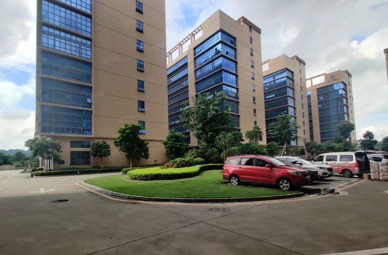 15元清盘平湖楼上一手房东5000平无公摊带装修红本厂房仓库