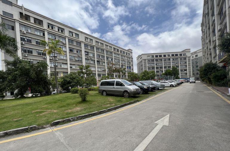 23元租坂田雪象园区电商仓库厂房1500平方分租精装修空地大