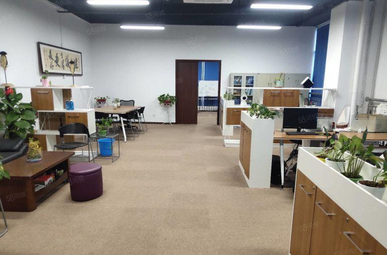 龙岗坂田地铁口电商园新出楼上1100平精装修办公室出租可分租