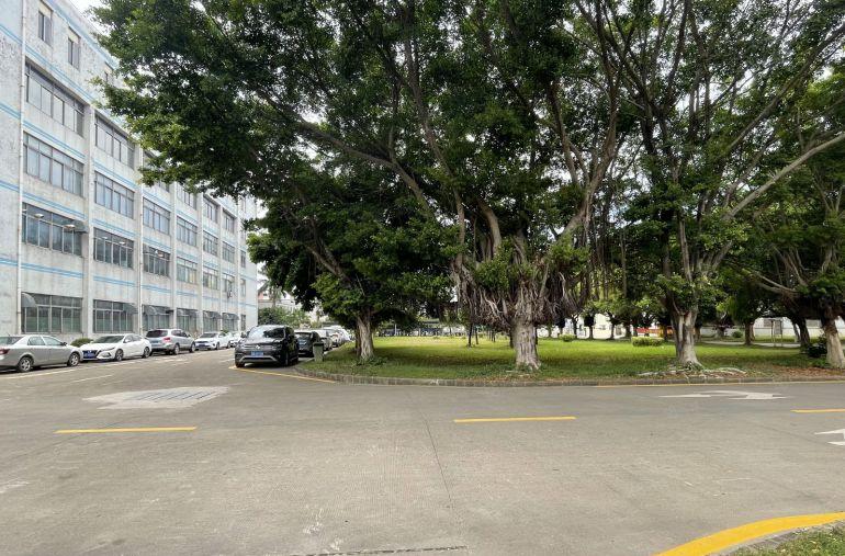 全新地坪漆装龙岗五联外环高速出入口楼上1000平仓库厂房出租