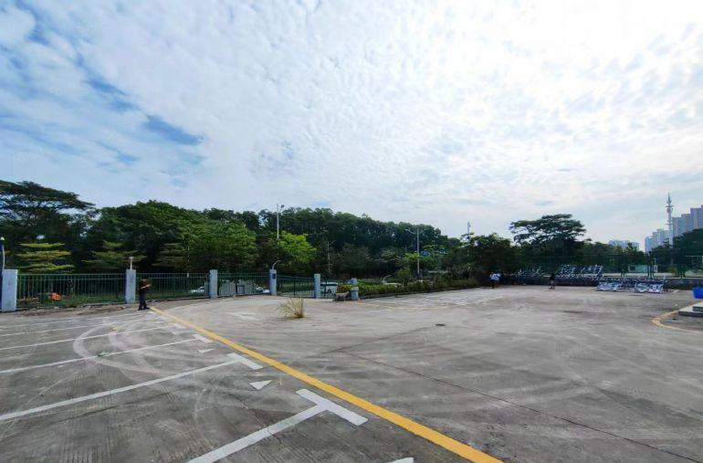 独门独院研发办公楼2300平精装修，办公室仓库厂房出租