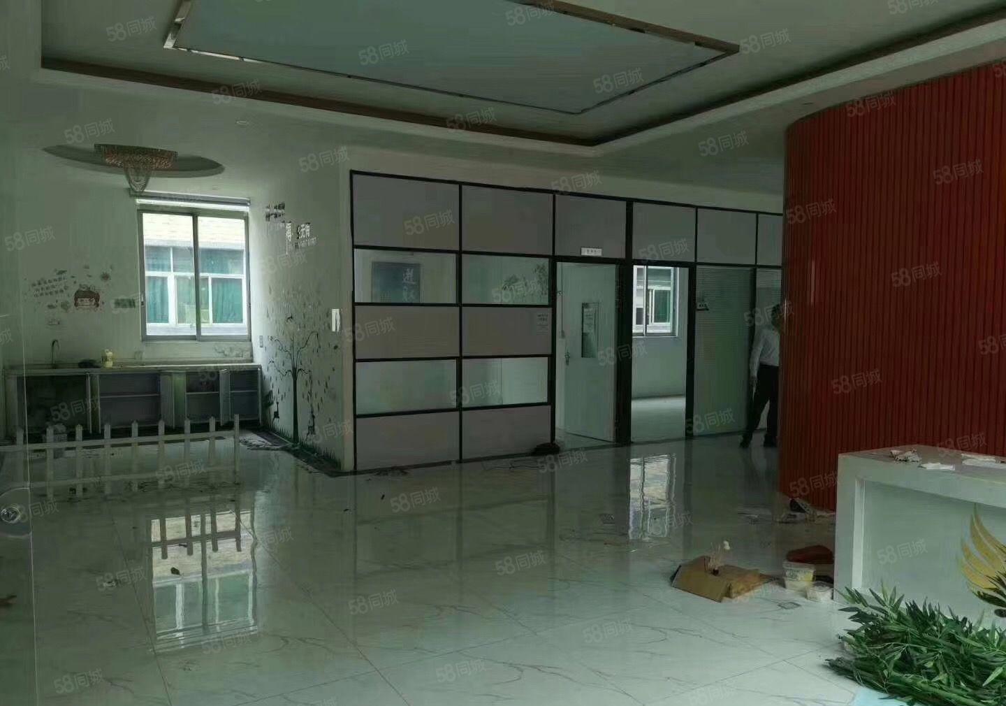 原房东！六约工业区新空出3楼1500平方带精装修厂房出租可分