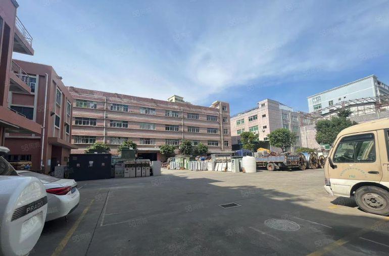 独门独院5000平平湖上木古原房东红本厂房实际面积出租可分租