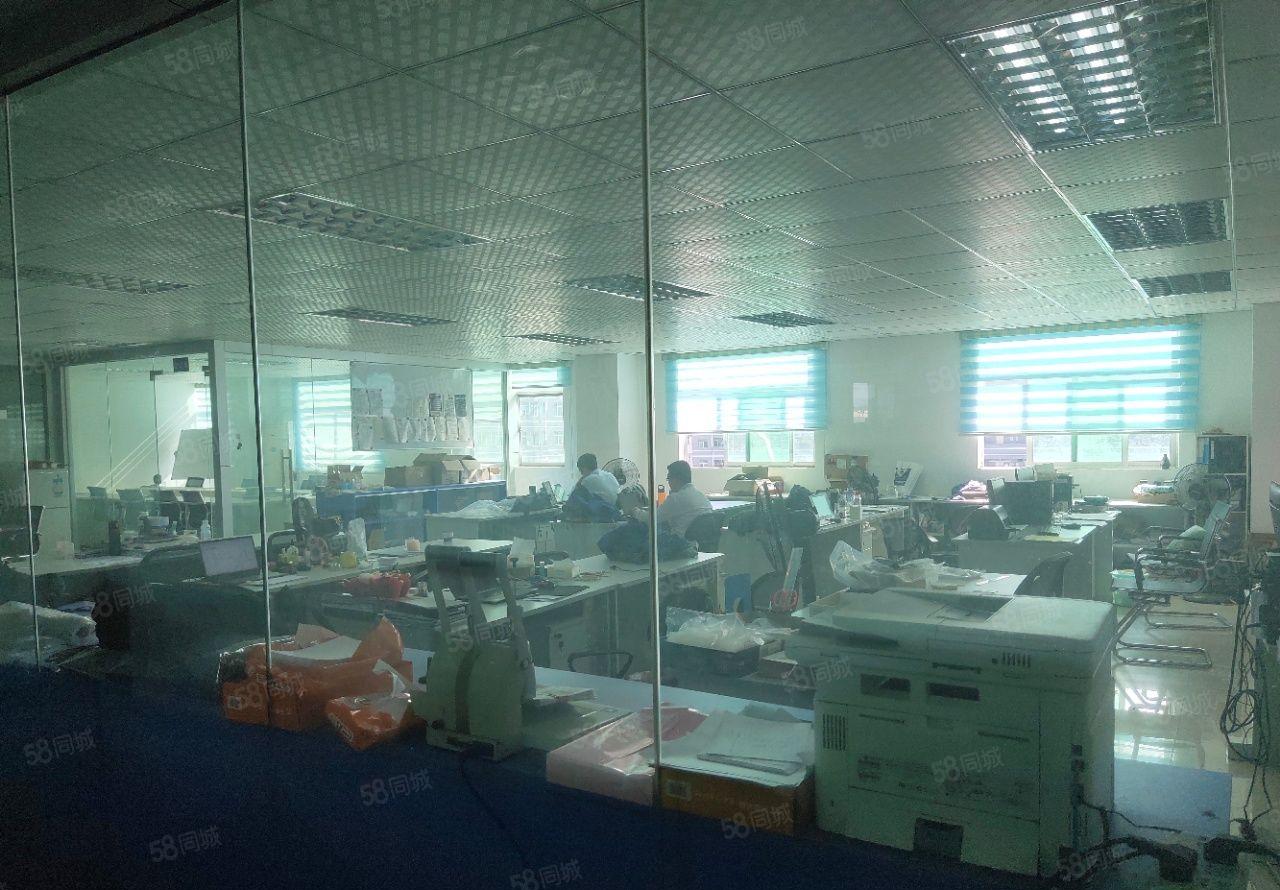 龙岗宝龙工业区精装修厂房2000平方厂房出租