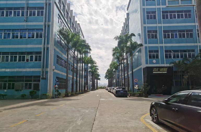 龙岗宝龙19元原房东工业园2楼整层2000平实际面积出租