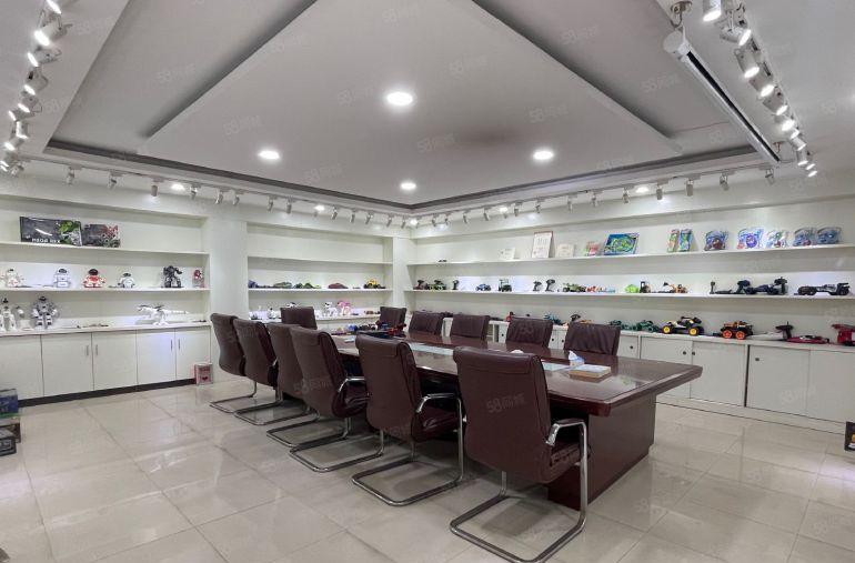 坂田地铁站旁高新园区红本厂房880平带精装修出租