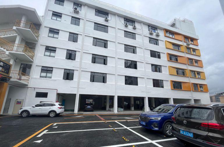 坂田全新厂房招租合同可以签到9年车位充足宿舍按需还有店铺招租